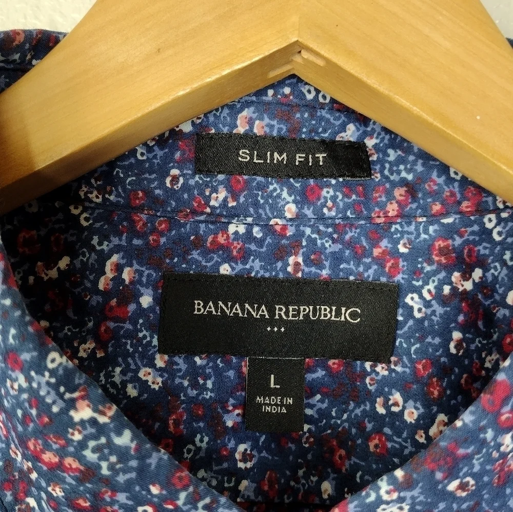 Banana Republic Slim Fit Short Sleeve Casual Button Down Shirt